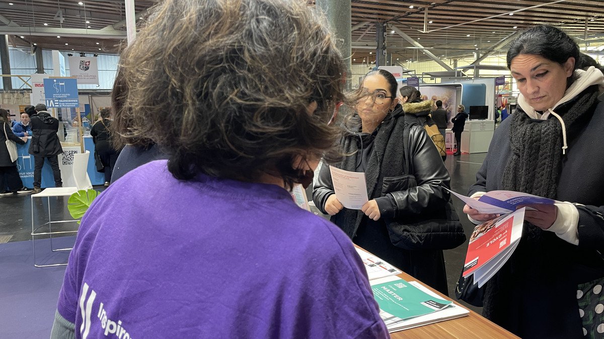 Tournage de l’émission À Vous le Sup’ à l’ENSAPL – Les études en Arts.