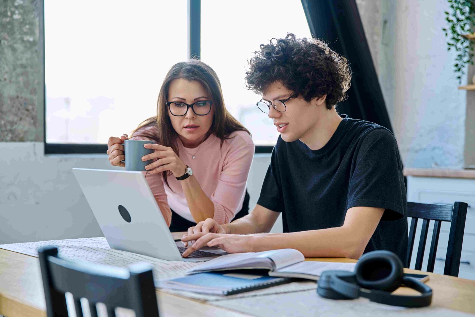 Comment aider son enfant à financer ses études en école d’ingénieurs en 2026 ?